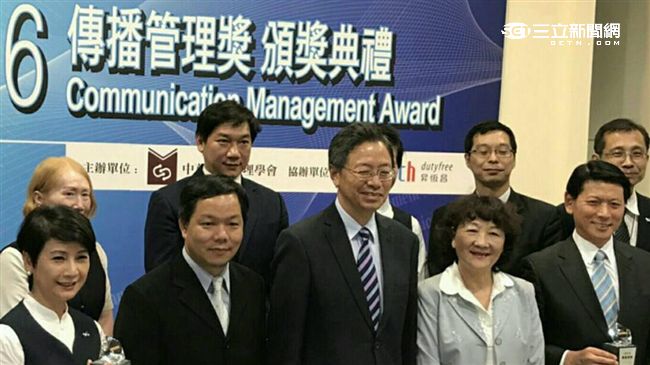 張善政今任頒獎人　談現今媒體詬病