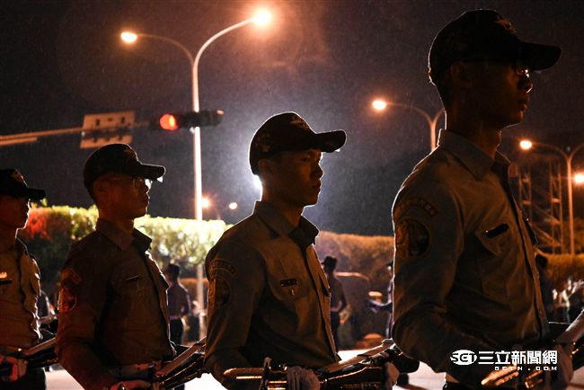 民國105年「國慶大典」夜校預演　圖／記者林敬旻攝