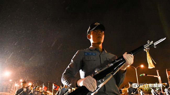 民國105年「國慶大典」夜校預演　圖／記者林敬旻攝