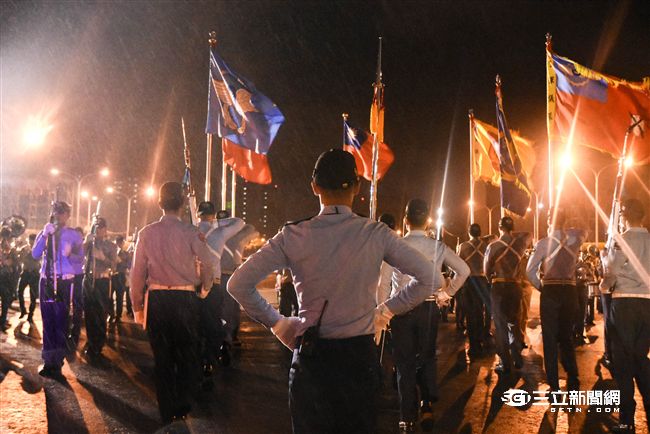 民國105年「國慶大典」夜校預演　圖／記者林敬旻攝