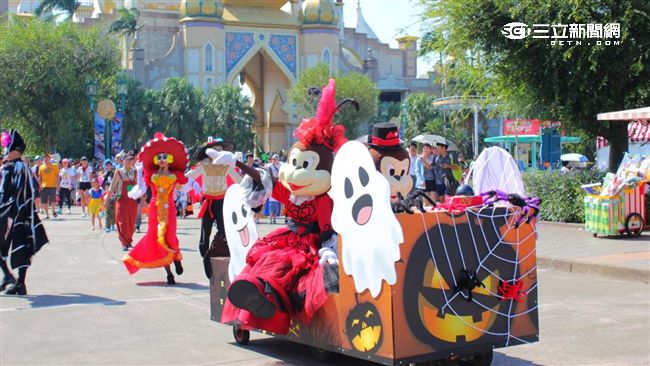 連假六福村搞鬼　兩人同行1010元