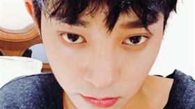 鄭俊英。(圖/翻攝自鄭俊英 IG)


https://www.instagram.com/sun4finger/