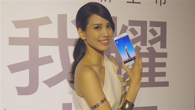 16年式三星Galaxy A8亮相