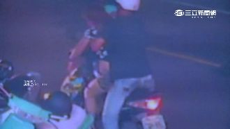 騎車三貼擄人　嗆不復合「載去墳墓」