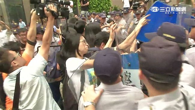 衝蔡英文家遭關切？警：例行戶口訪查