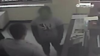 「我有看新聞！」婦遇詐騙險匯50萬