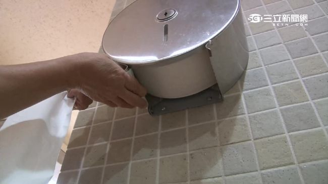 敬老票10元玩溪頭　免費廁紙被抽光