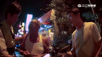 翁搭小黃遺失手機　撿到的居然是秦楊