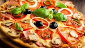 奧客,披薩,比薩,PIZZA,客人,服務生,男友,客訴,涼,靠北奧客,服務業-翻攝自百度