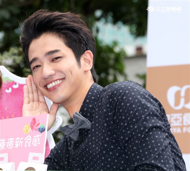 劉以豪皆以招牌超萌的笑容傳授暖男秘訣，融化所有女性芳心。（記者邱榮吉/攝影）