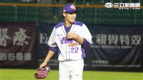 義大犀牛下半季封王，三壘手李宗賢（圖／記者王怡翔攝）