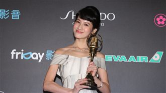 金鐘／太緊張！連俞涵先吐再拿獎