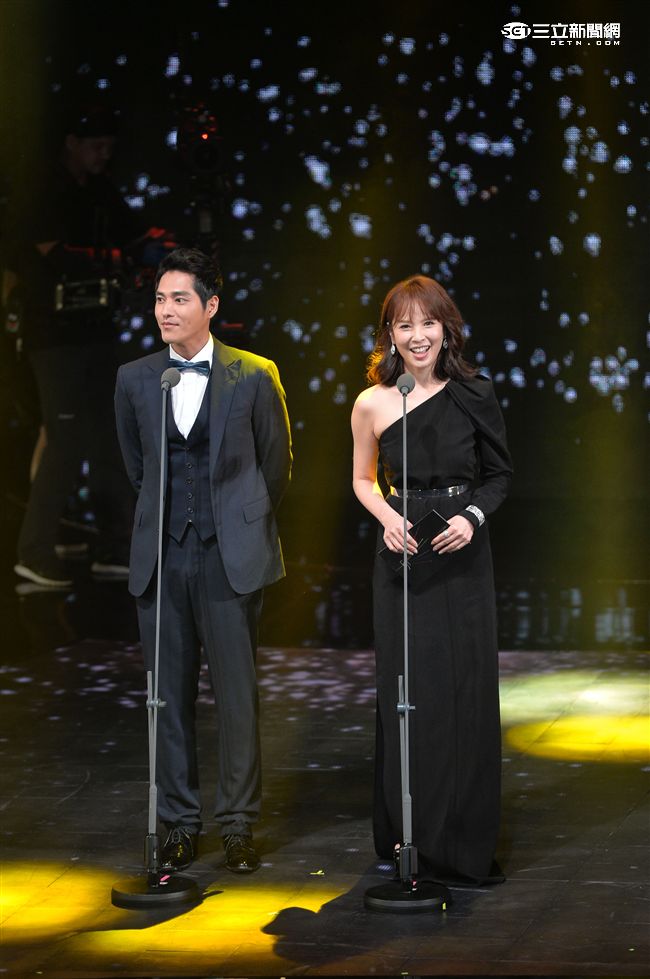 51金鐘　藍正龍、天心