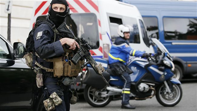 法國破獲恐攻　原擬攻擊遊樂園和警署