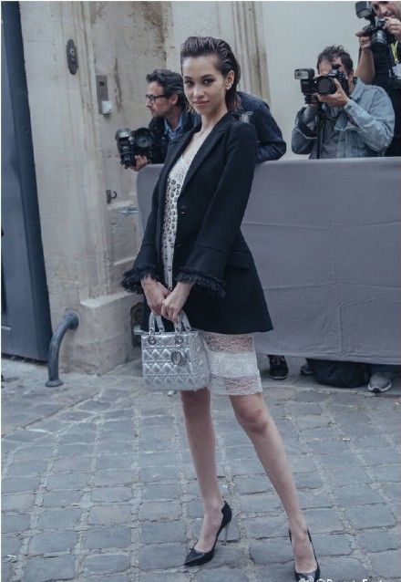 圖翻攝自微博 水原希子 小松菜奈