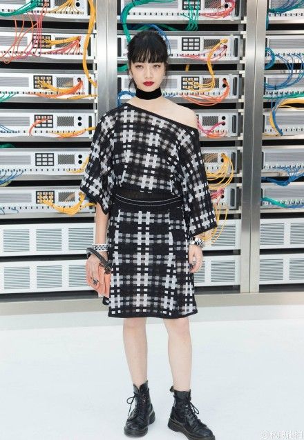 圖翻攝自微博 水原希子 小松菜奈