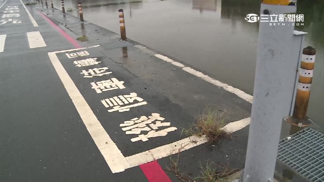 待轉區緊鄰水田　網友：閃不過變頭七