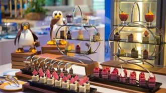 吃早餐企鵝陪坐檯　帝企鵝自助餐廳