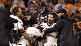 巨人分區系列賽拿下首勝（ＡＰ）