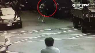 婦走小巷遭搶包　警民合作成功抓嫌！