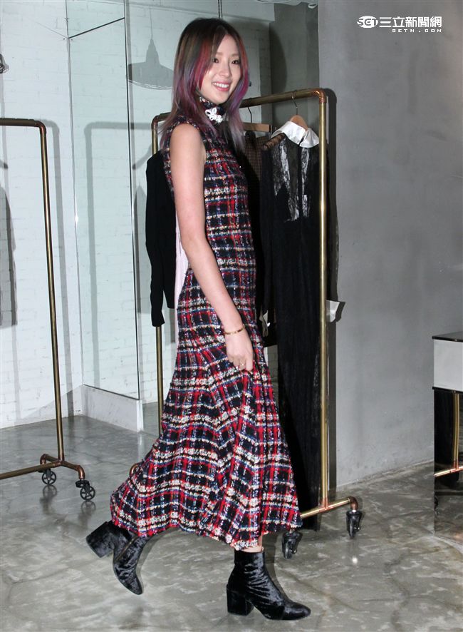 國際超人氣名模Irene Kim首度來台，為時尚服飾精品店開幕走秀。（記者邱榮吉/攝影）