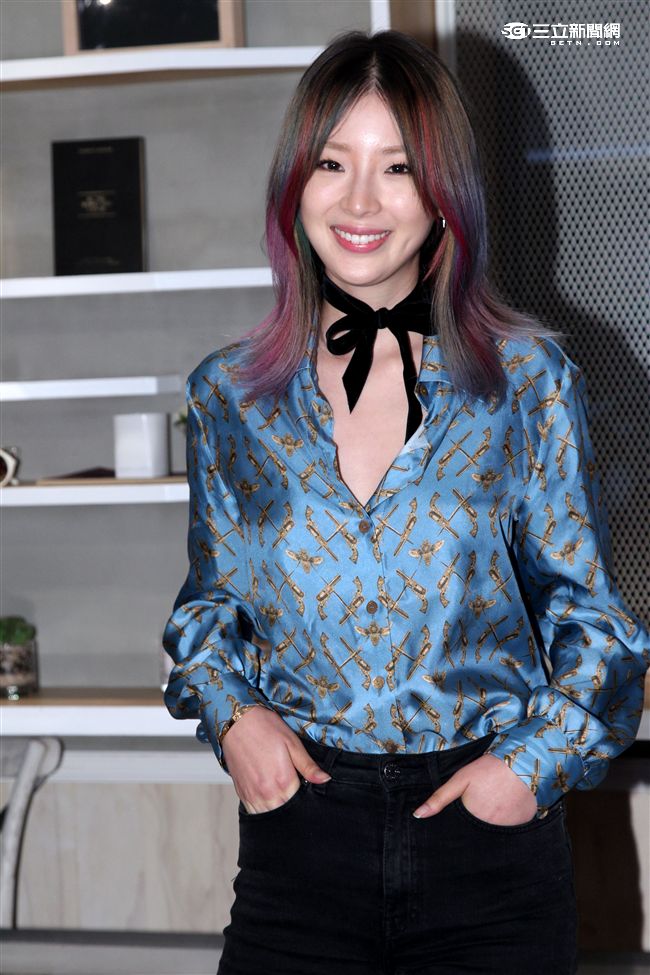 國際超人氣名模Irene Kim首度來台，為時尚服飾精品店開幕走秀。（記者邱榮吉/攝影）