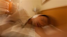 -頭暈-頭痛-不舒服-▲圖／攝影者|vv@ldzen|, flickr CC License-https://www.flickr.com/photos/46157135@N06/5576789068/