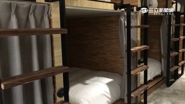 他問：有叫床服務嗎　櫃檯神回笑翻網