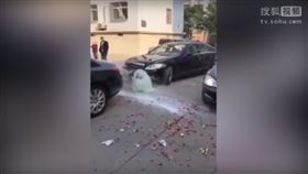 結婚,鬧婚,伴娘,伴郎,滅火器,影片,大陸,山東,青島(https://www.youtube.com/watch?v=tPmtOrKwO7A)