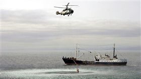 俄攔查非法漁船　北韓漁民1死8傷（圖／翻攝自Sputnik）