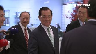 「黨職併公職」連戰領46萬月退俸