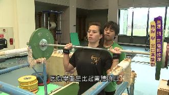 腳肌80%斷裂後奪牌　她獎金捐出去