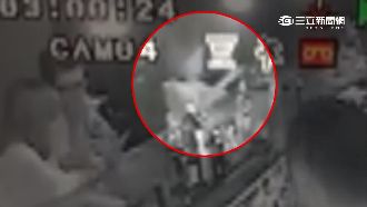 趁人微醺　女賊輕鬆摸走香奈兒包