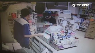 高中生搶超商　緊張狂抖反被店員安慰