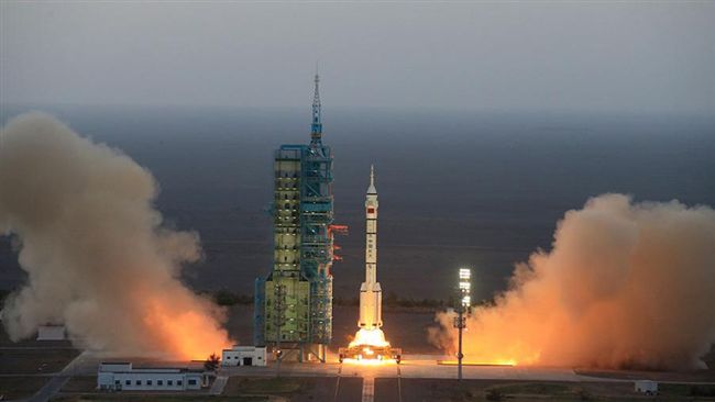 神舟十一號發射　太空人週休、吃很好