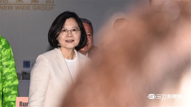 蔡英文民調止跌　6成支持決策協調會