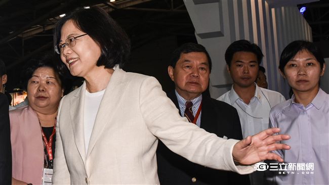 蔡英文民調再降！國民黨好感度略升