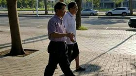 阿扁外出照片遭造假(圖/翻攝自陳致中臉書)