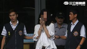 喜愛男扮女裝的宋姓男子昨晚搭計程車遭警盤查並搜出安非他命後遭逮（翻攝畫面）
