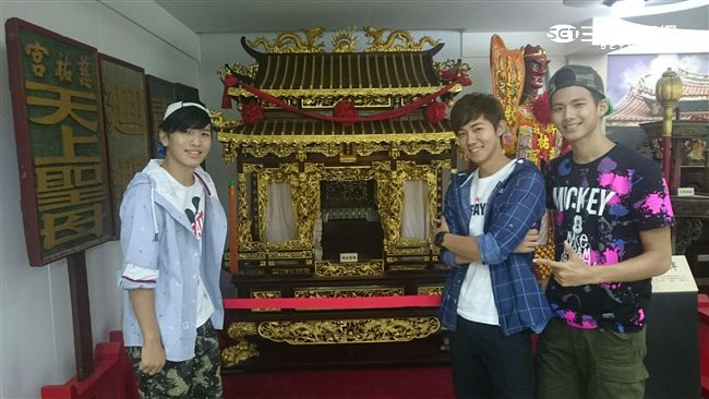 小鮮肉開眼界　百萬名車大拼百年名轎