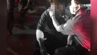 取車被警認出　竊賊拒捕持碎玻璃襲警