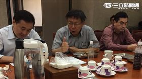 柯文哲與綠黨團便當會　許家蓓研究室提供