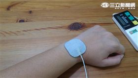 舒緩疼痛好幫手　低週波治療器不是人人能用(圖／李鴻典攝)
