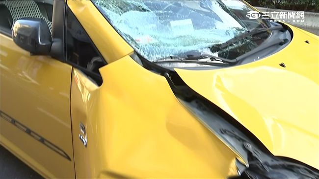 計程車衝撞機車害5傷　原因讓人無語