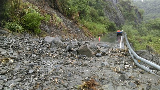 北橫公路明池路段　夜間預警性封閉