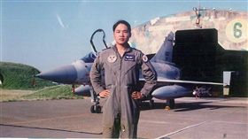 空軍飛官莊倍源／空軍司令部臉書專頁