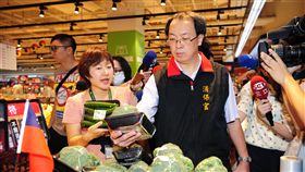 行政院消保官率軍市場調查，防止風災後價格受人為哄抬。(圖/翻攝自行政院網站)-http://www.ey.gov.tw/News_Content2.aspx?n=F8BAEBE9491FC830&s=3631A1CEC4A40FB5