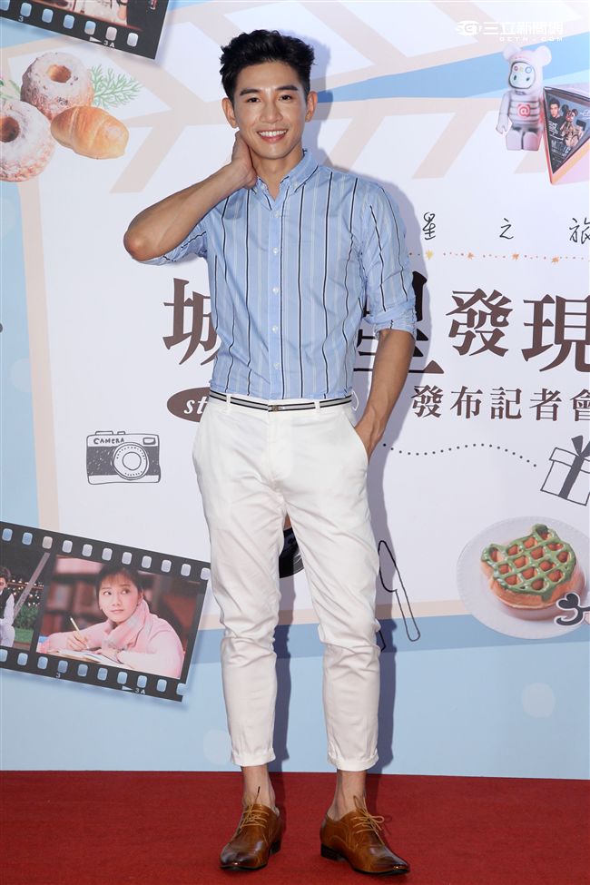 張立昂、蔡黃汝教你旅遊最「星」玩法。（記者邱榮吉/攝影）