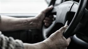 開車,男子　圖／shutterstock／達志影像