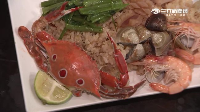 菜超難吃怎辦？網友授「場面話大全」